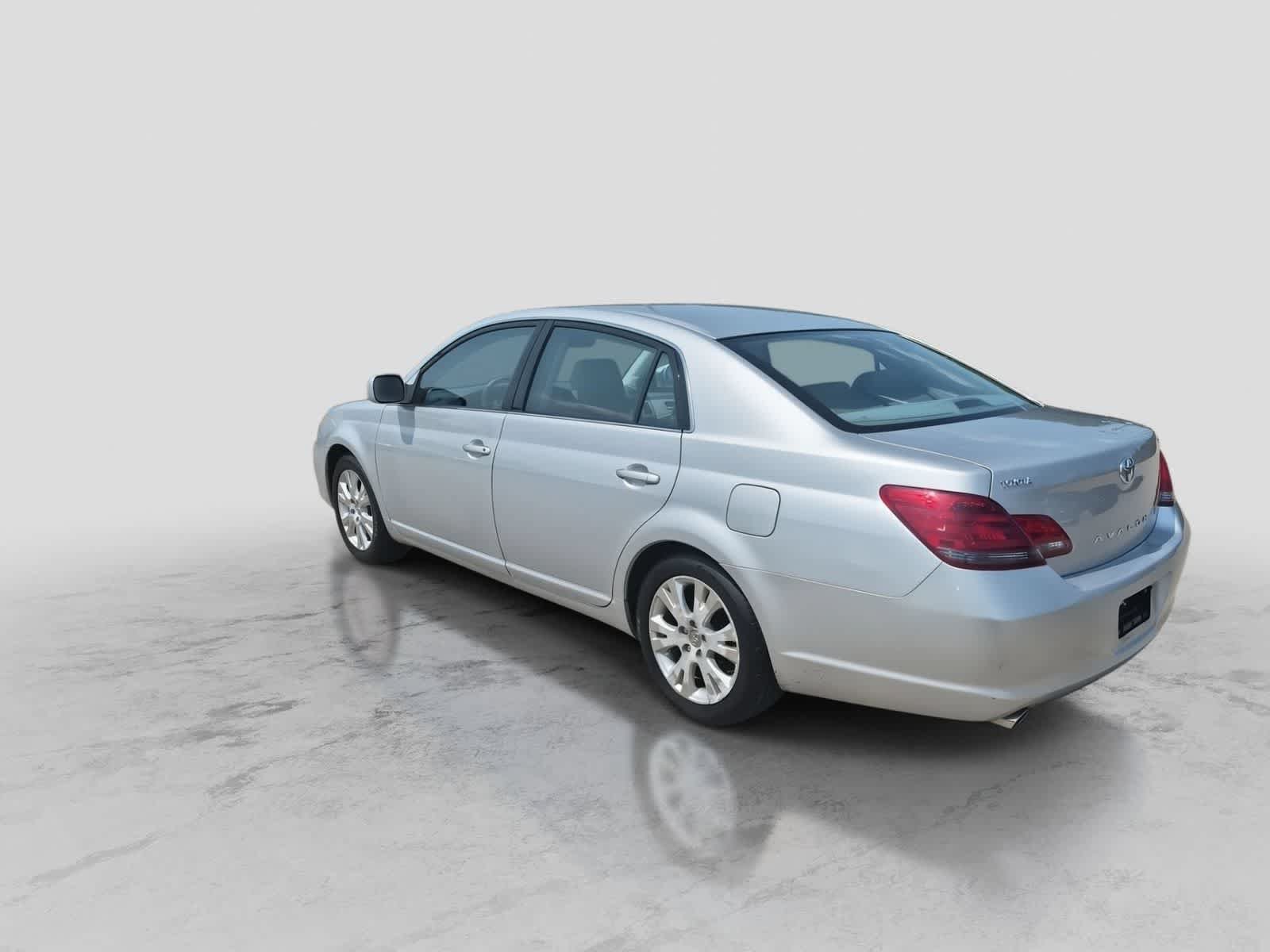 Used 2008 Toyota Avalon XLS FWD image 6