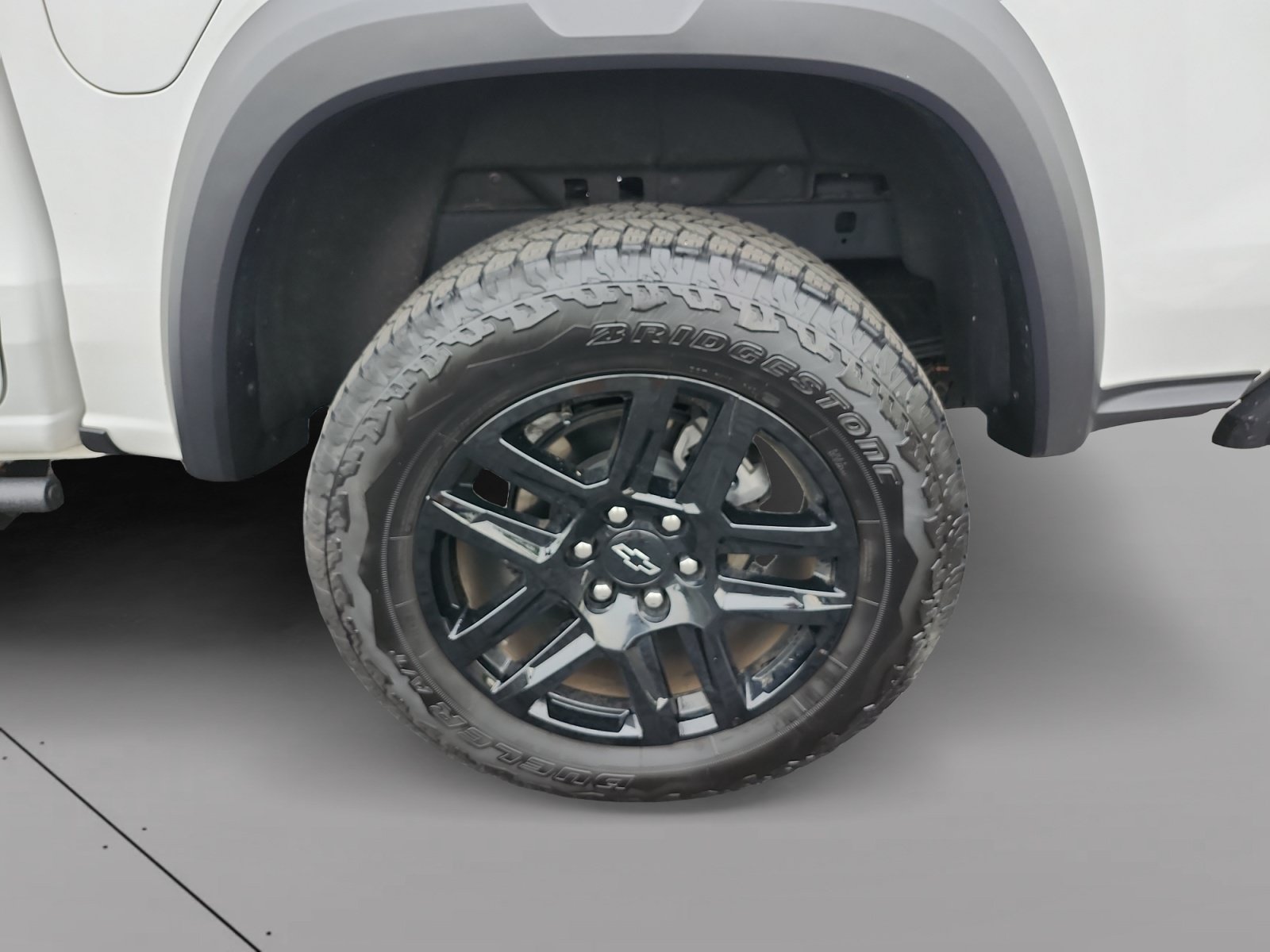 Used 2025 Chevrolet Colorado Trail Boss AWD/4WD image 14