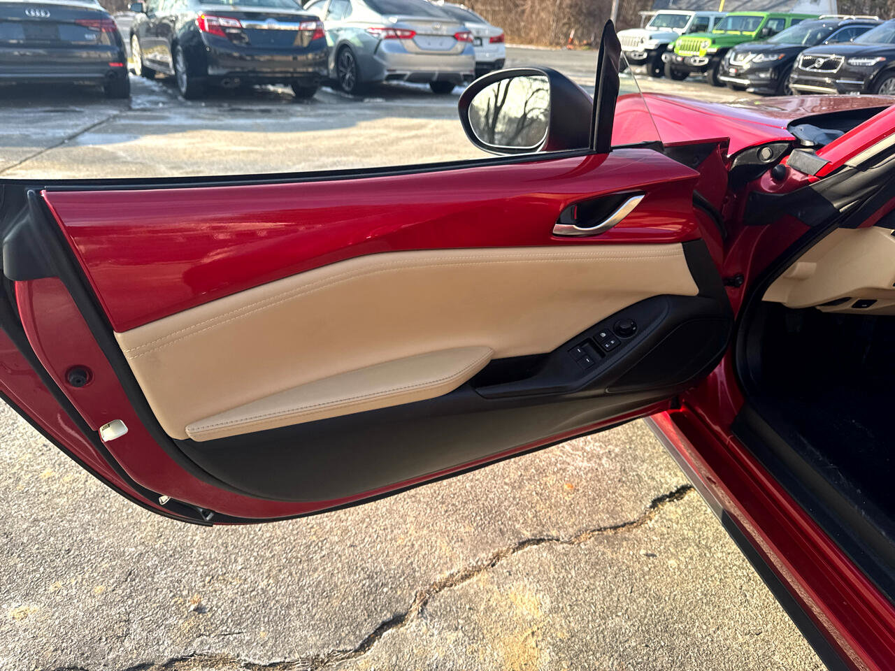 Used 2017 MAZDA MX-5 Miata RF Grand Touring image 23