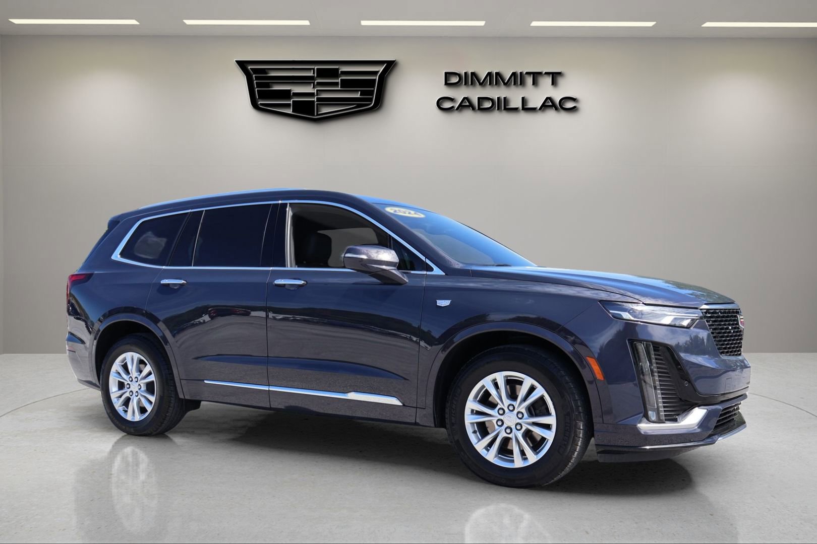 Used 2024 Cadillac XT6 Luxury FWD image 7
