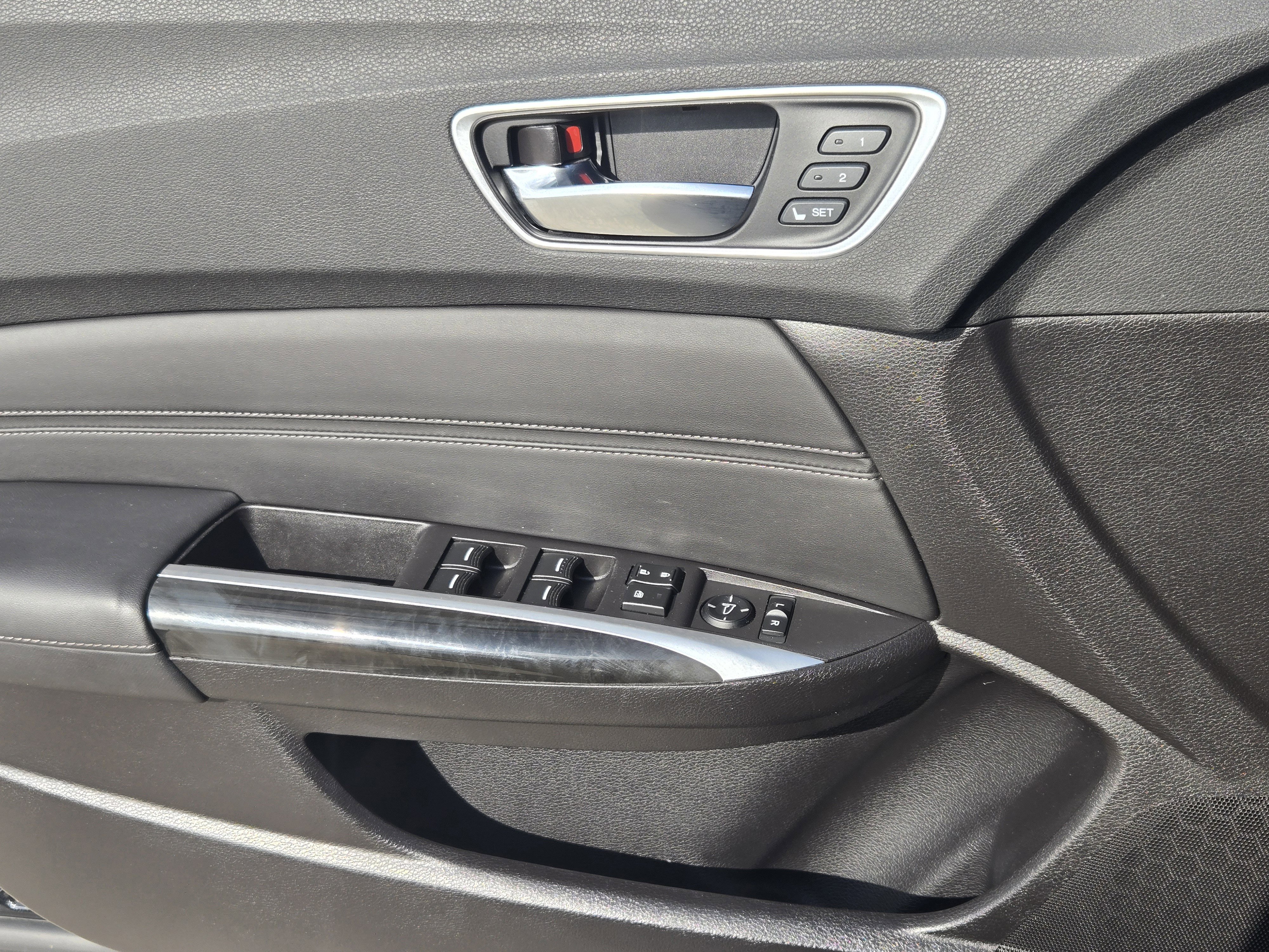 Used 2020 Acura TLX image 21