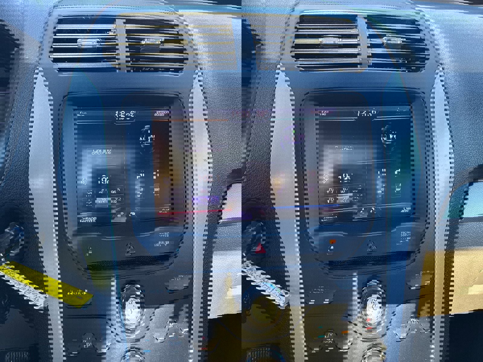 Used 2013 Ford Explorer XLT image 22