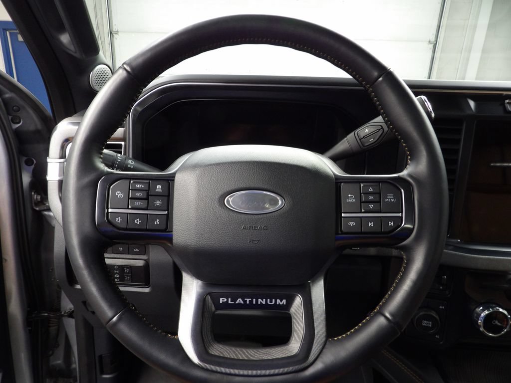 Used 2023 Ford F450 Platinum w/ FX4 Off-Road Package AWD/4WD image 53