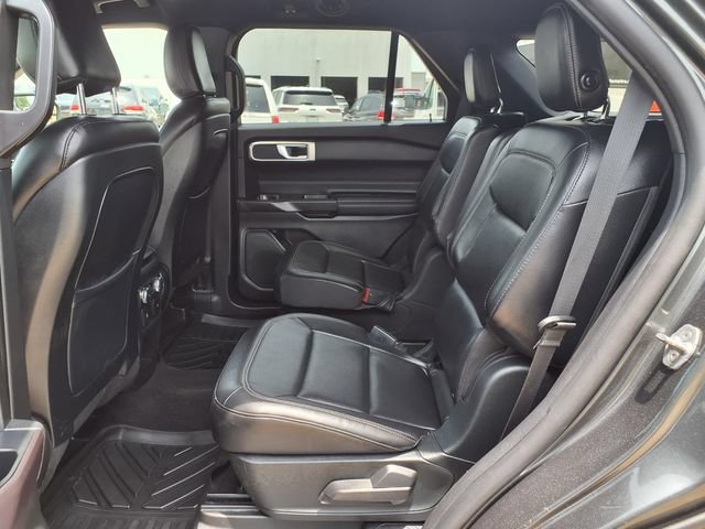 Used 2020 Ford Explorer XLT w/ Equipment Group 202A RWD image 22