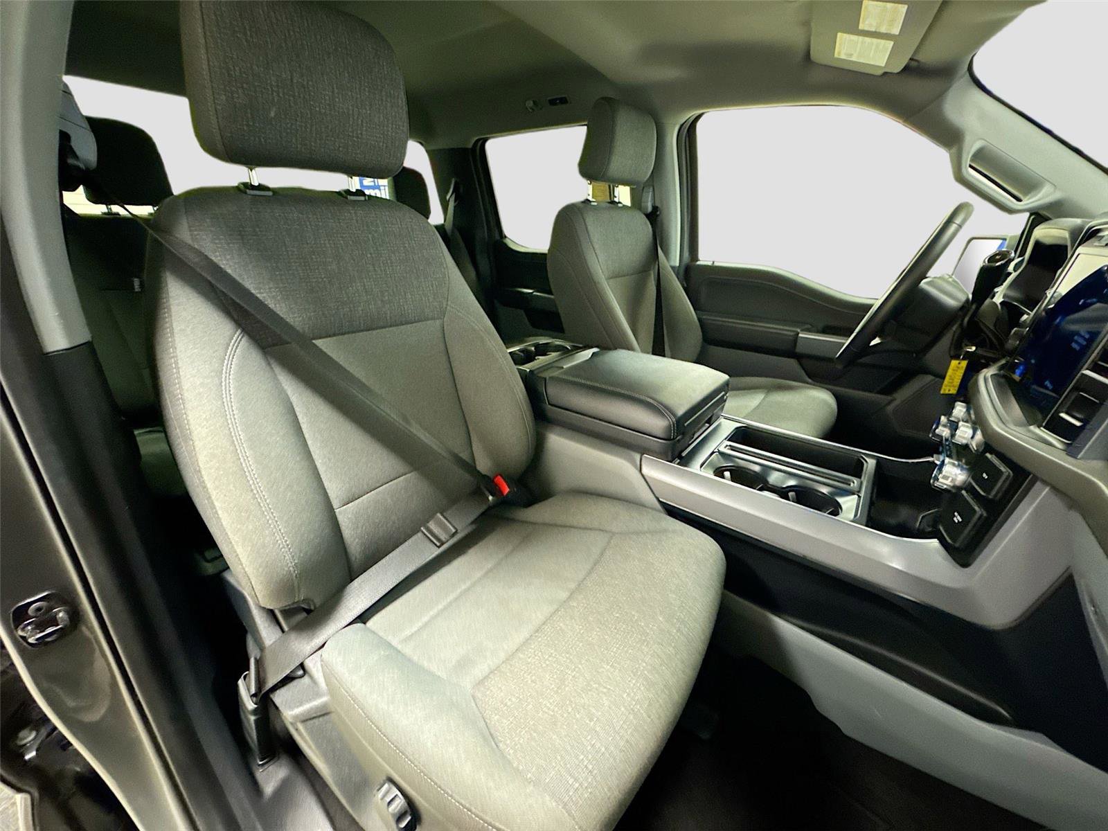 Used 2024 Ford F150 XLT w/ Mobile Office Package image 26