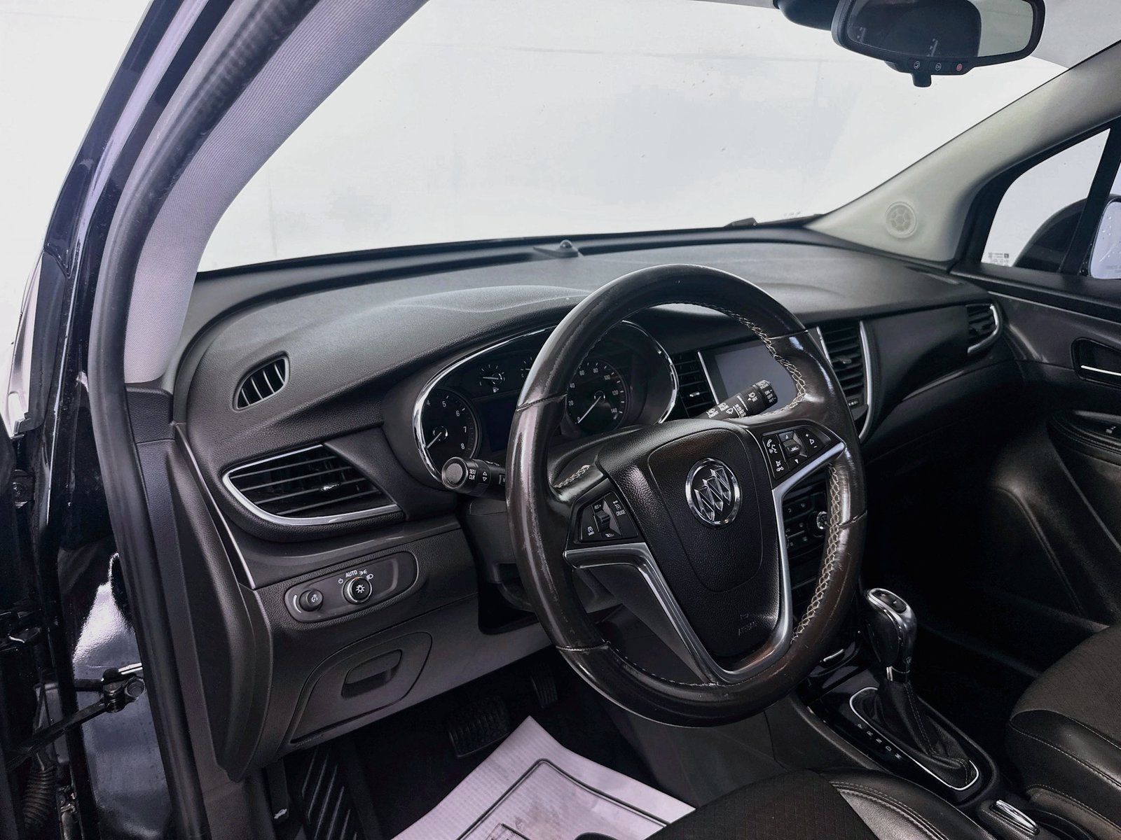 Used 2019 Buick Encore Preferred FWD image 9