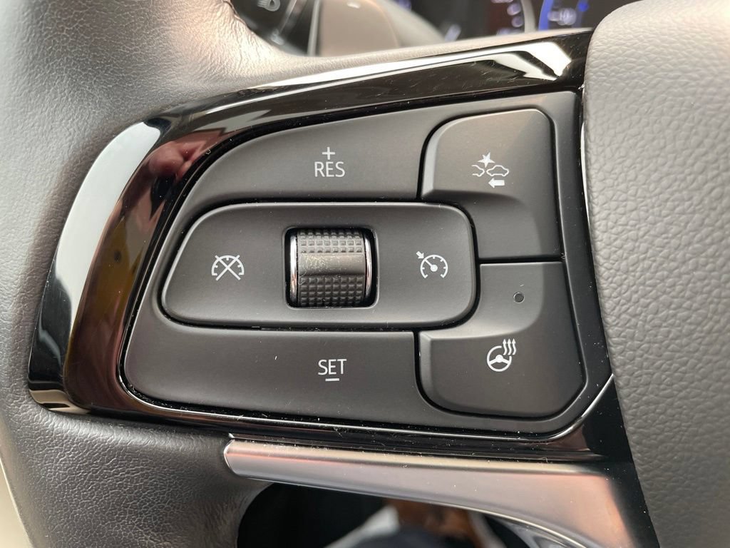 Used 2024 Buick Enclave Premium w/ Experience Buick Package FWD image 16