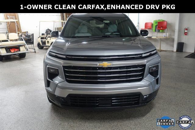 Used 2024 Chevrolet Traverse RS FWD image 3
