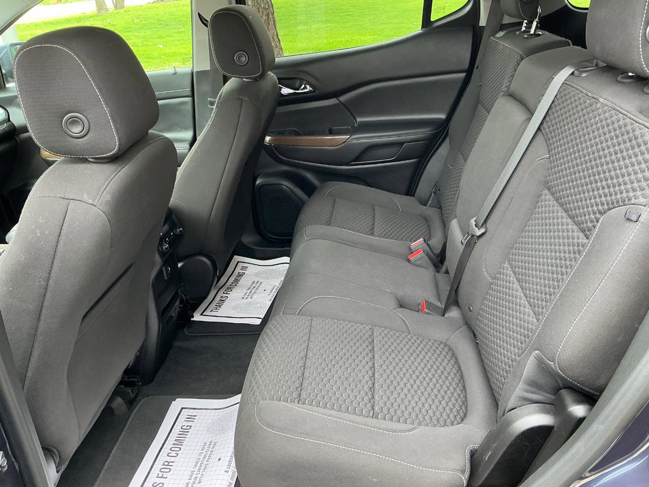 Used 2019 GMC Acadia SLE image 17