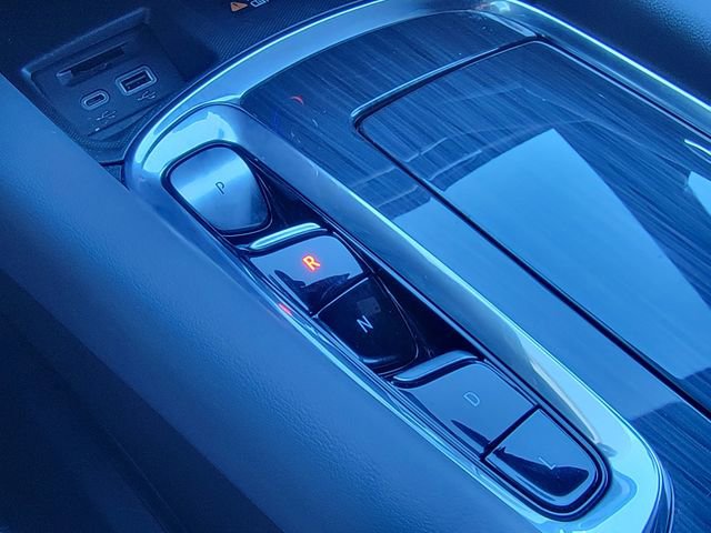 Certified 2023 Buick Enclave Essence image 32