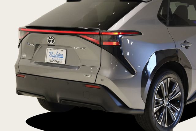 Used 2023 Toyota bZ4X Limited w/ Weather Package image 7