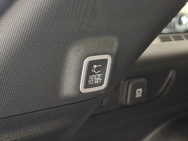 New 2026 Jeep Grand Cherokee Altitude AWD/4WD image 25