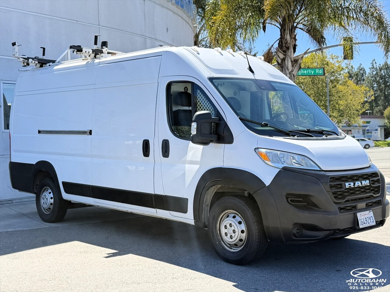 Used 2023 RAM ProMaster 3500 FWD image 3