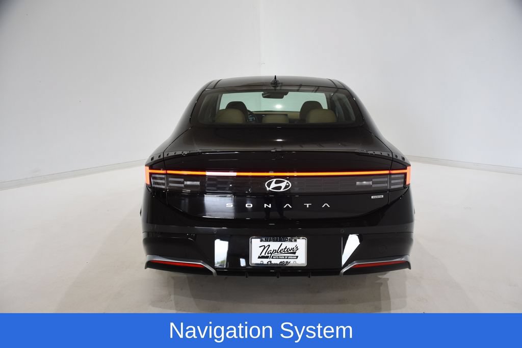 New 2025 Hyundai Sonata Limited FWD image 5