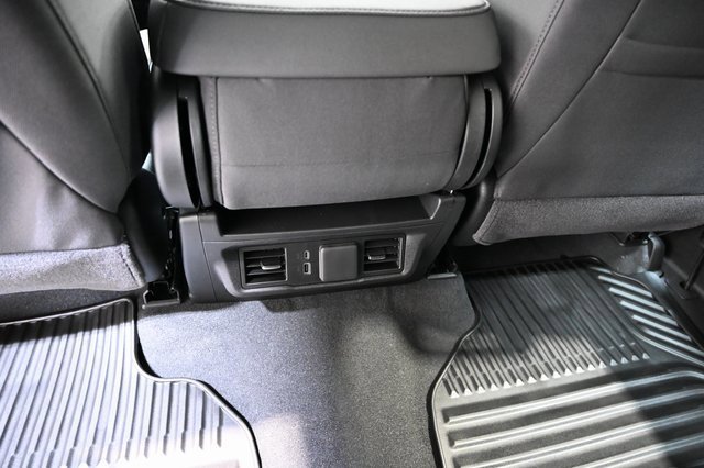New 2026 GMC Sierra 1500 Elevation image 24