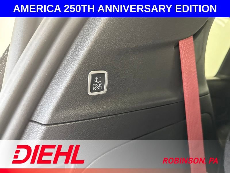 New 2027 Chrysler Pacifica Select FWD image 11