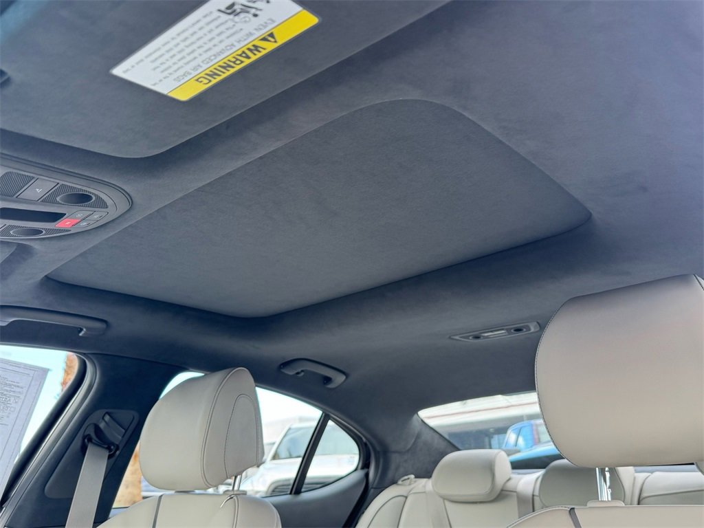 Used 2024 Genesis G70 3.3T Advanced w/ Sport Prestige Package image 13