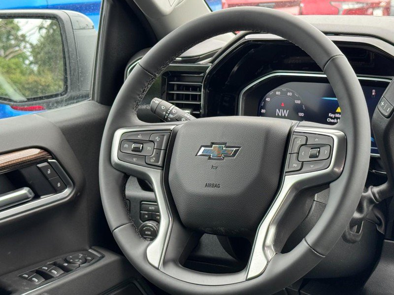 New 2026 Chevrolet Silverado 1500 RST w/ RST Select Package AWD/4WD image 7