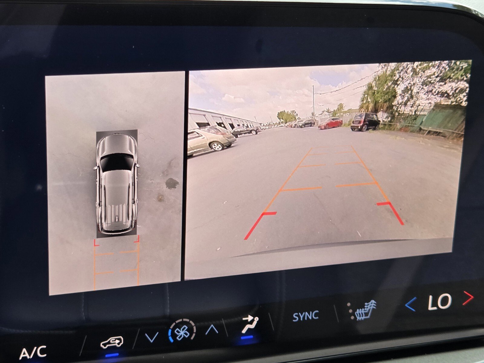 New 2026 Chevrolet Traverse LT w/ Midnight/Sport Edition image 20