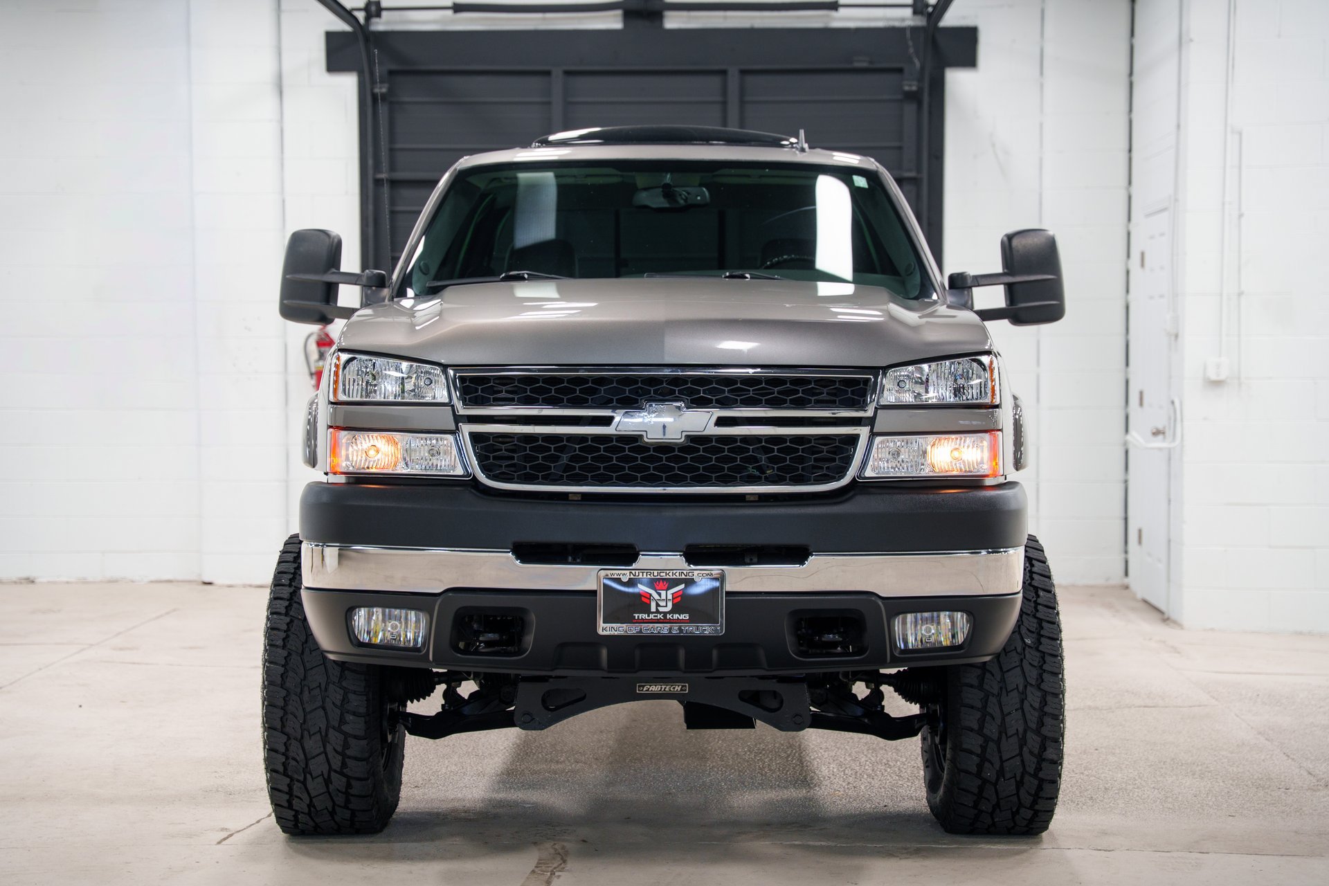 Used 2007 Chevrolet Silverado 2500 LT w/ Heavy-Duty Power Package AWD/4WD image 3