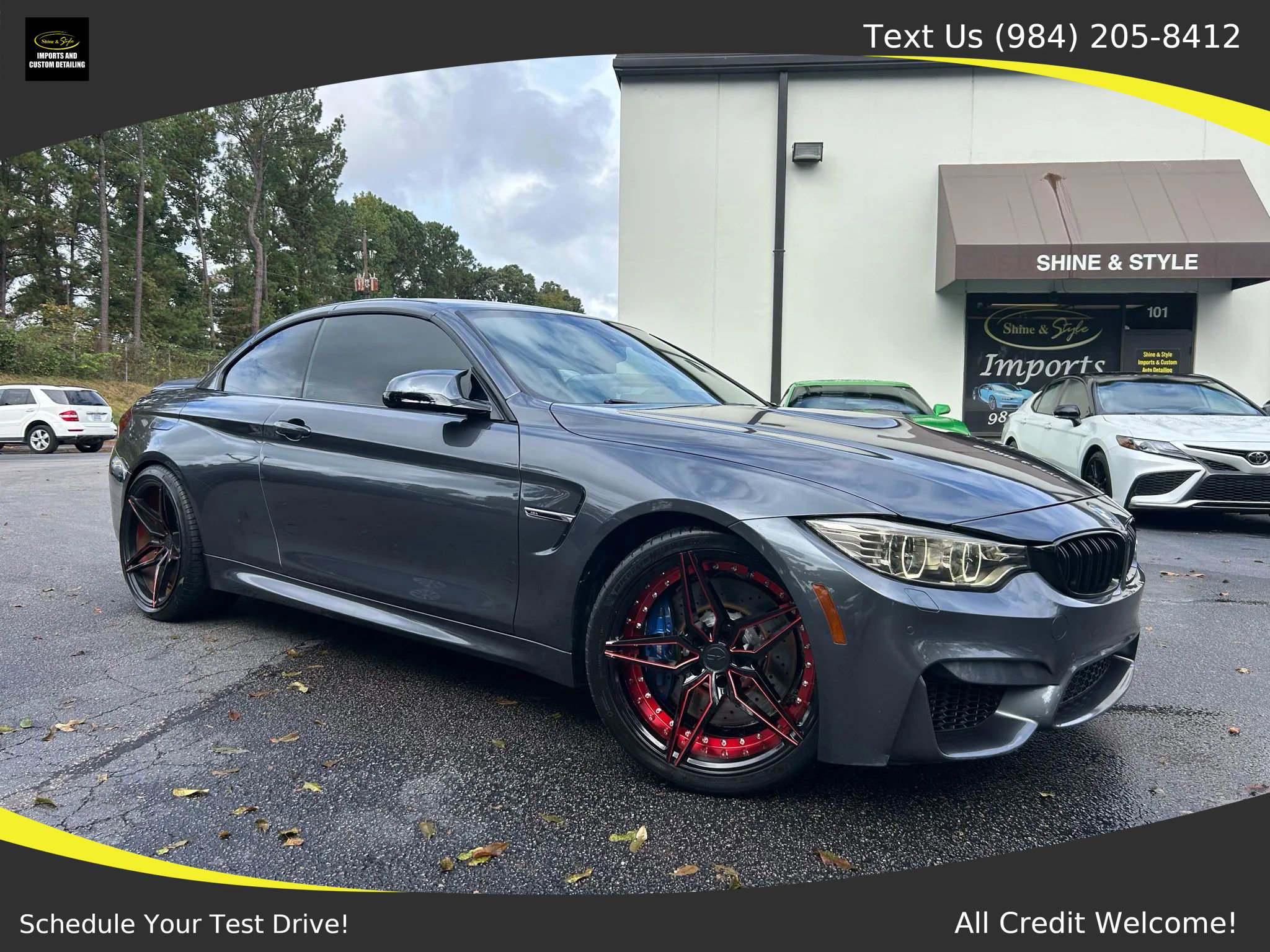Used 2015 BMW M4 Convertible image 1