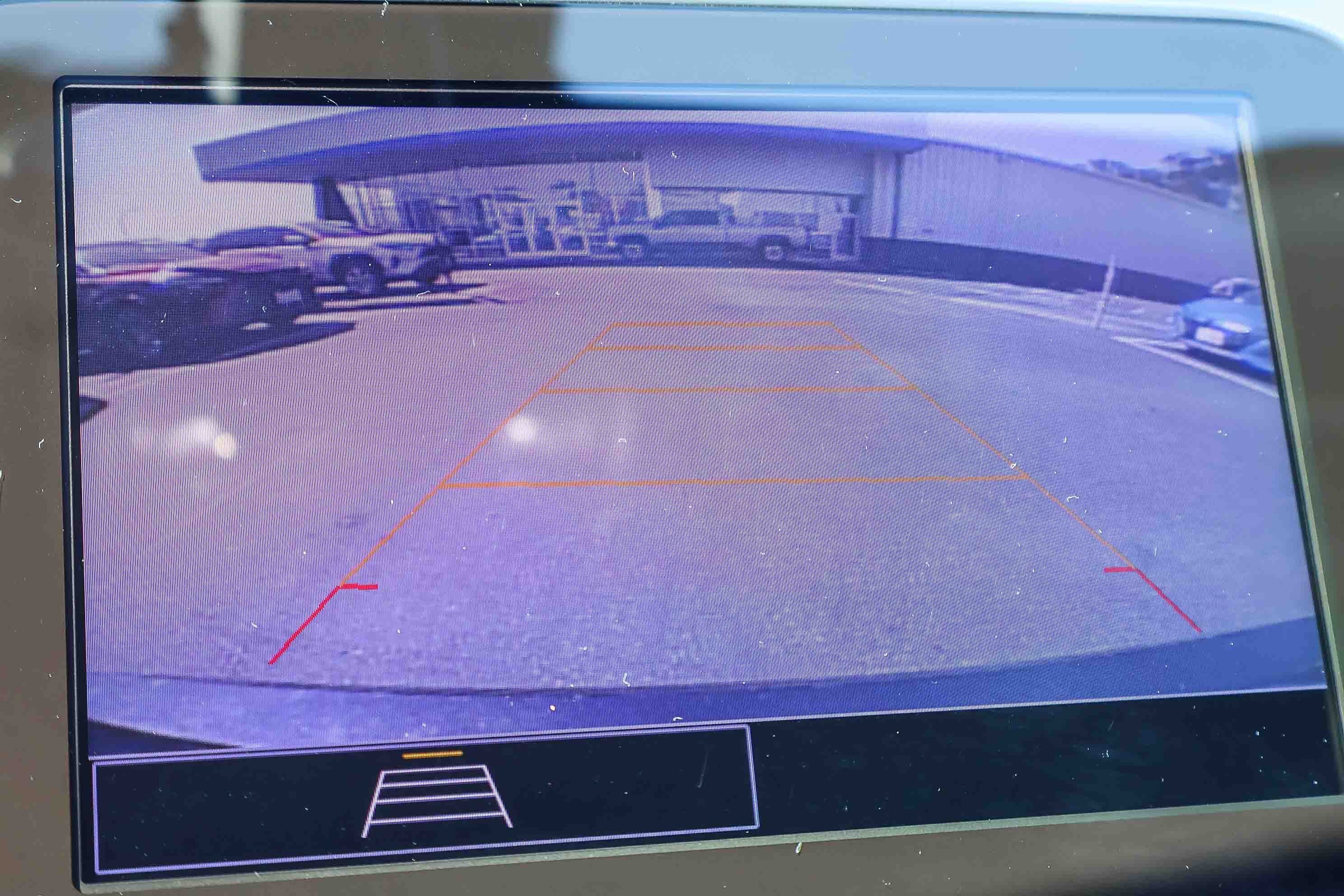 Used 2022 Chevrolet Malibu LT FWD image 5