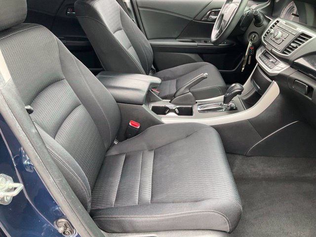 Used 2015 Honda Accord Sport image 19