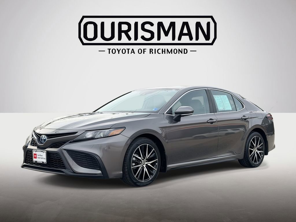 Certified 2024 Toyota Camry SE image 23