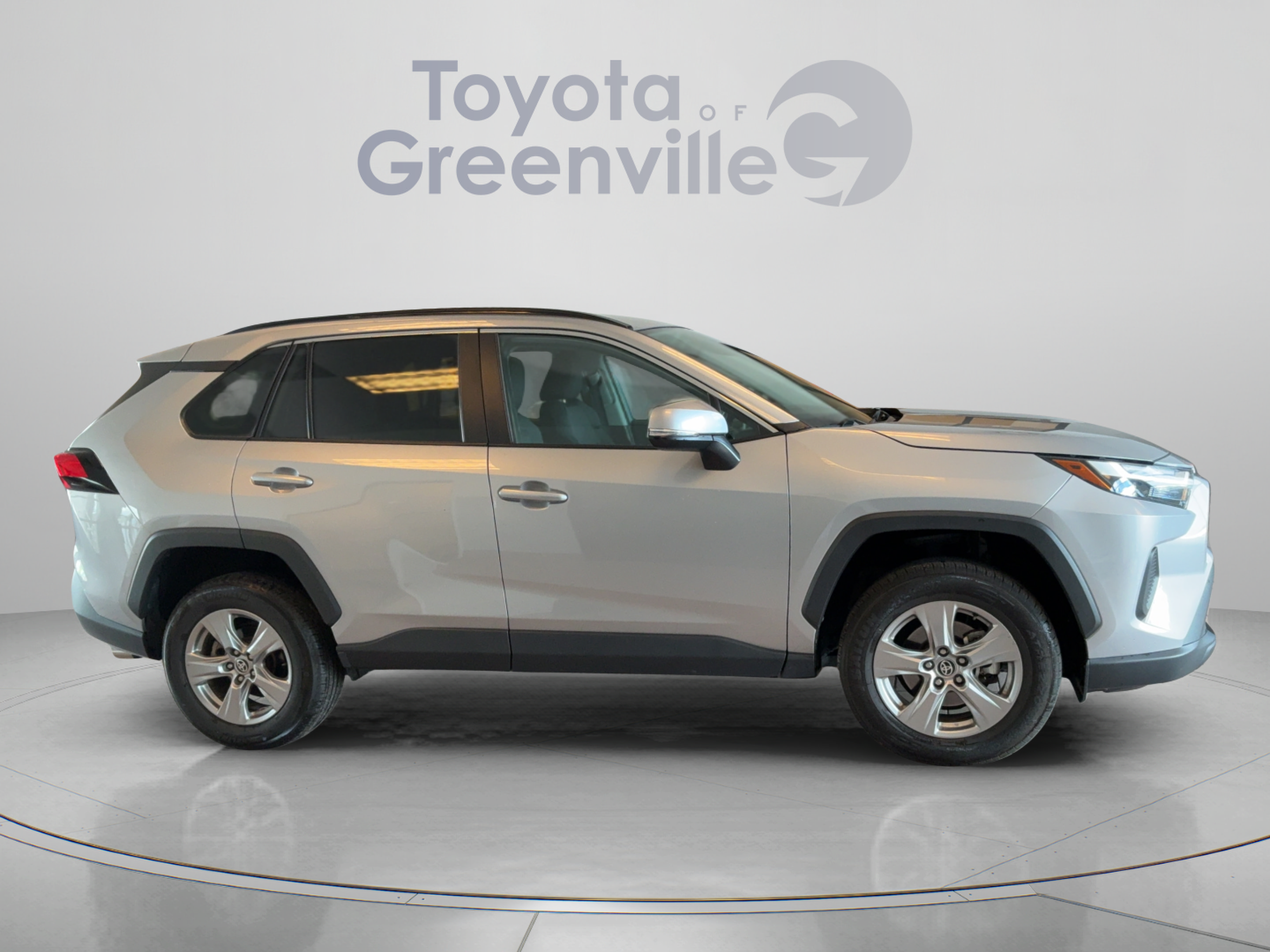 Certified 2024 Toyota RAV4 XLE FWD image 7
