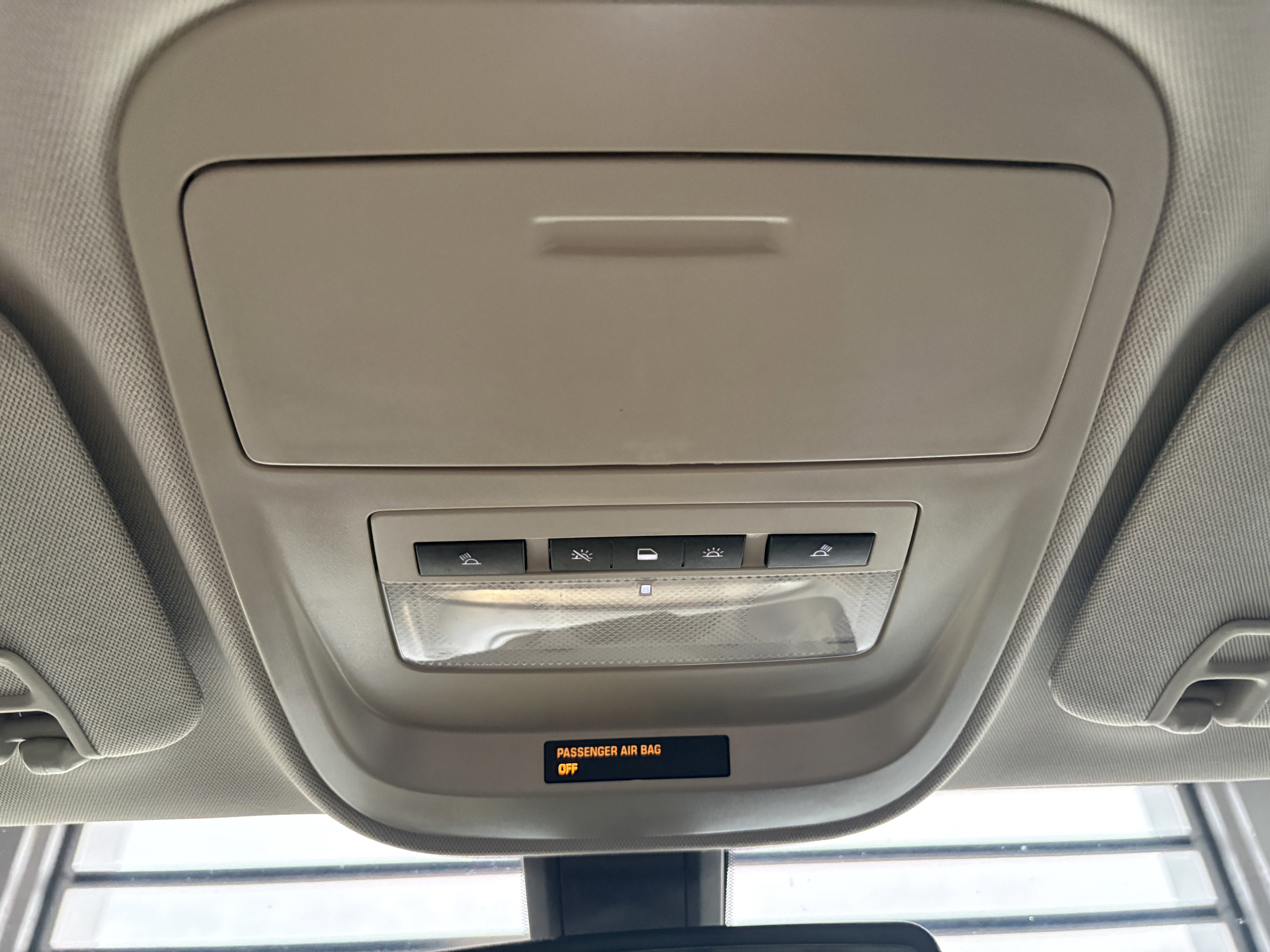 Used 2016 Chevrolet Colorado Z71 w/ Z71 Midnight Edition image 19