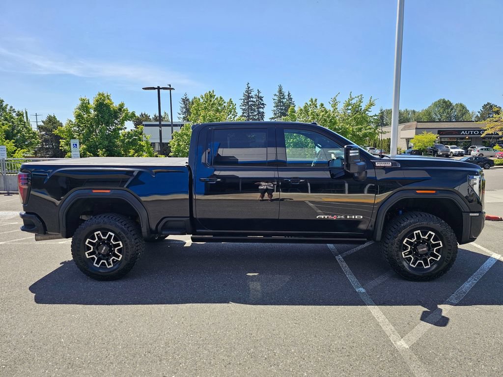 Used 2025 GMC Sierra 2500 AT4X AWD/4WD image 6