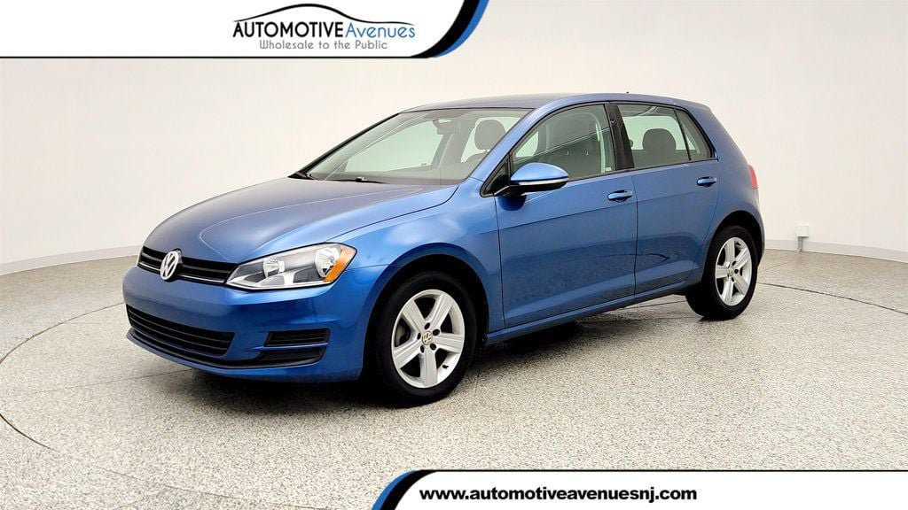 Used 2015 Volkswagen Golf TDI S FWD image 1