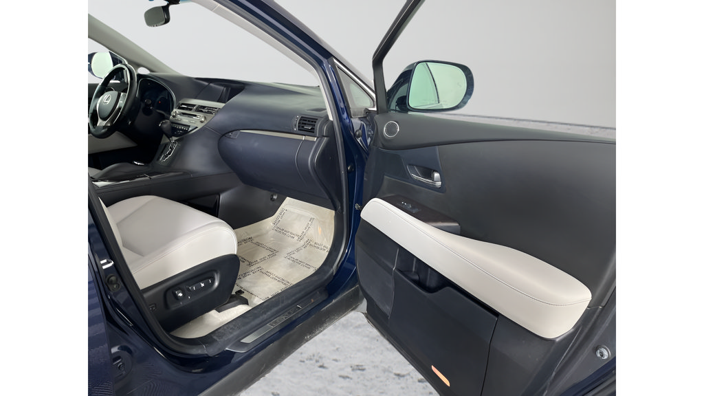 Used 2015 Lexus RX 450h AWD image 15