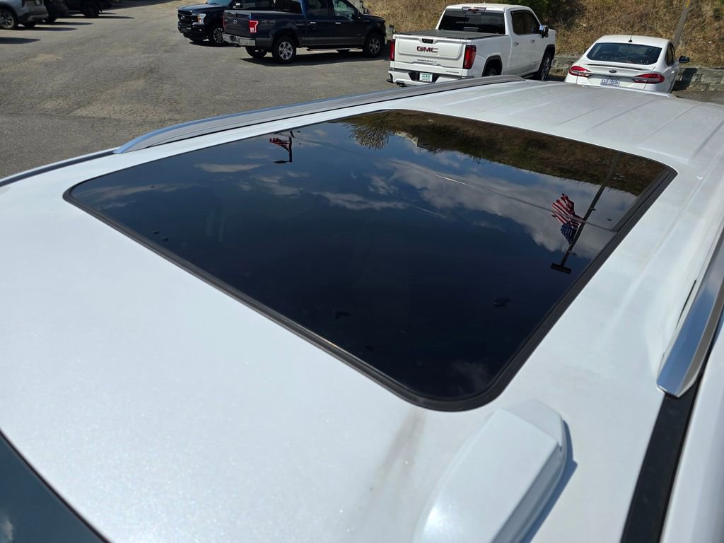 New 2026 Chevrolet Suburban High Country image 22