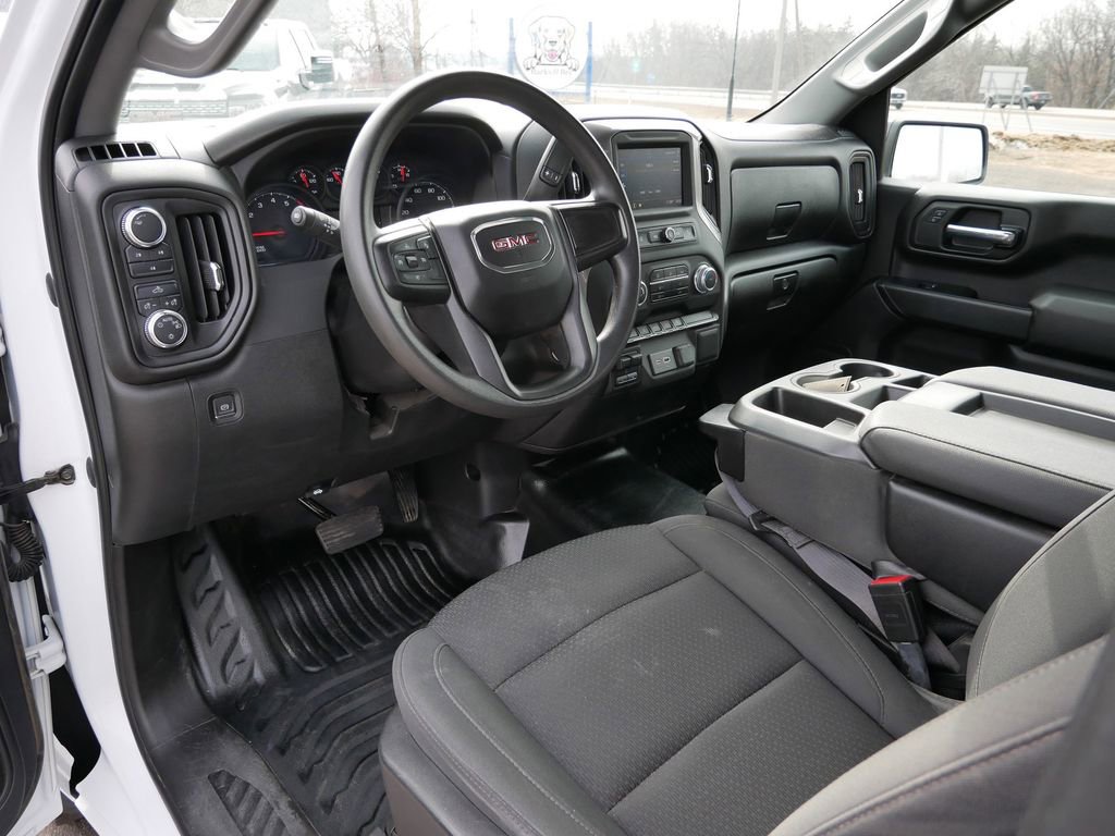 Used 2024 GMC Sierra 2500 Pro w/ Convenience Package AWD/4WD image 16