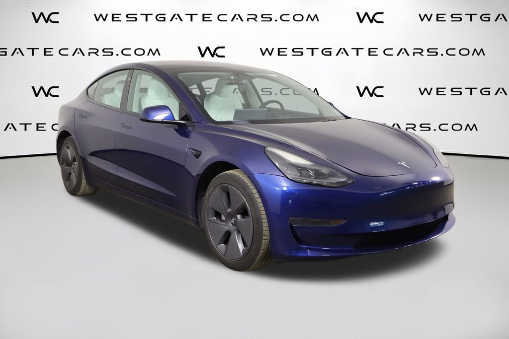 Used 2023 Tesla Model 3 Standard Range RWD image 39