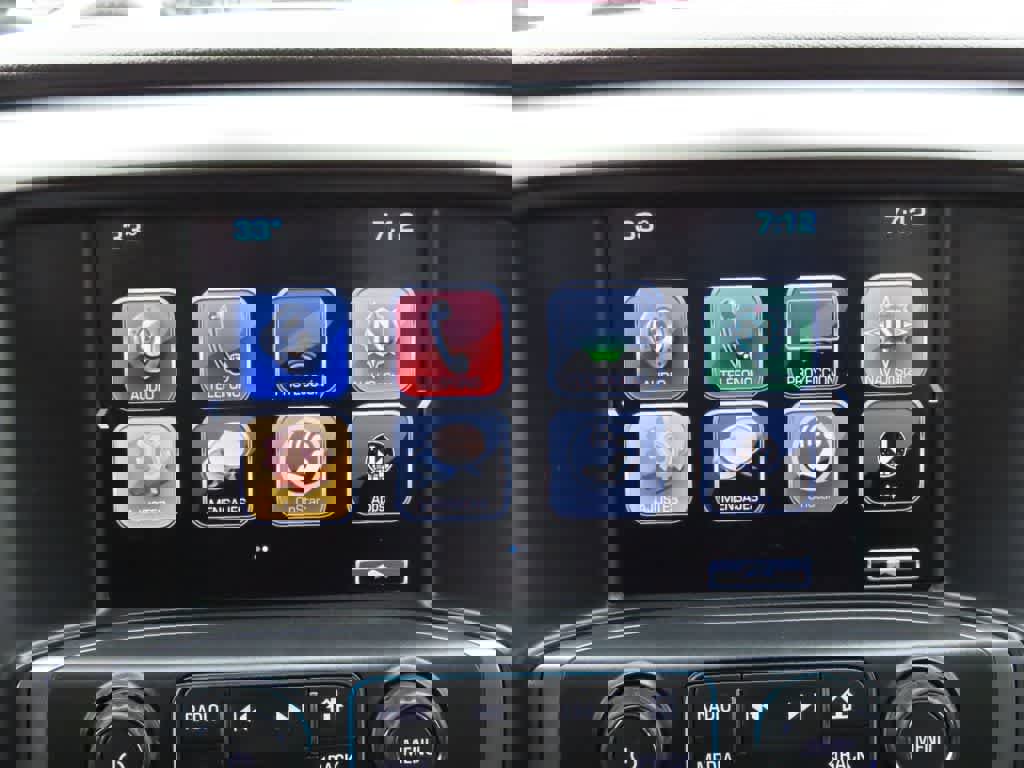 Used 2018 Chevrolet Silverado 1500 LT w/ All Star Edition image 20