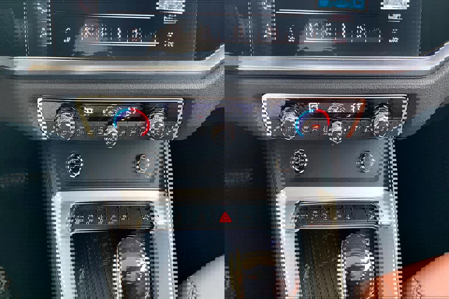 Used 2025 Audi Q3 2.0T Premium Plus image 35