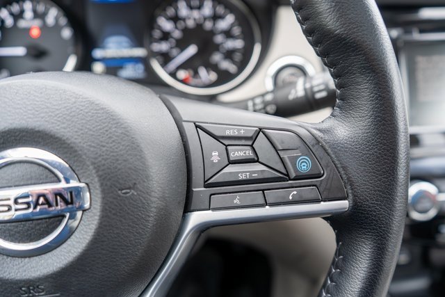 Used 2022 Nissan Rogue Sport SL w/ Premium Package image 27