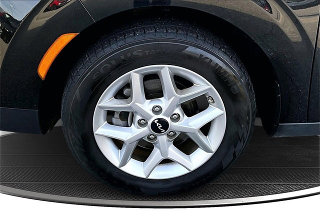Used 2024 Kia Soul LX w/ Option Group 015 image 32