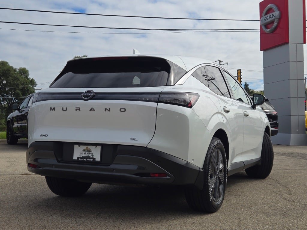 Used 2025 Nissan Murano SL AWD/4WD image 14
