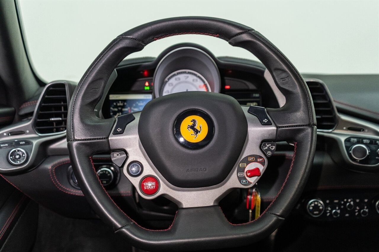 Used 2011 Ferrari 458 Italia Coupe RWD image 84
