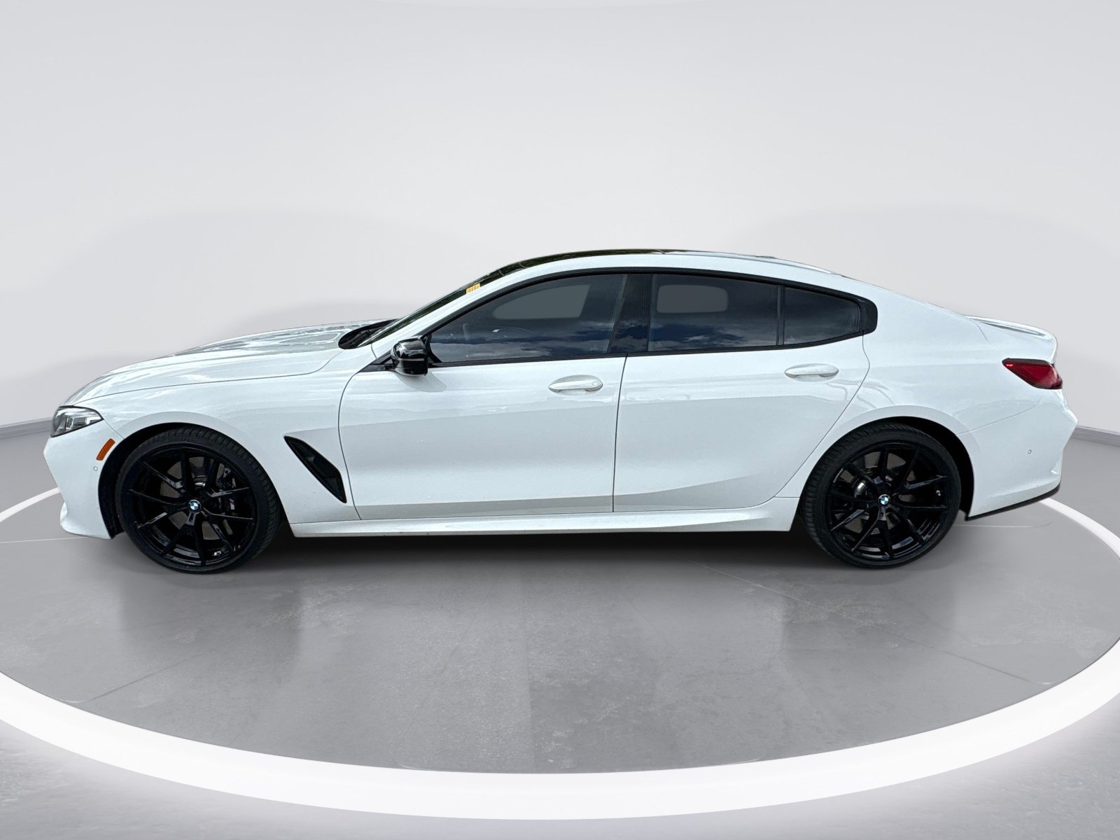 Used 2023 BMW M850i Gran Coupe xDrive AWD/4WD image 5