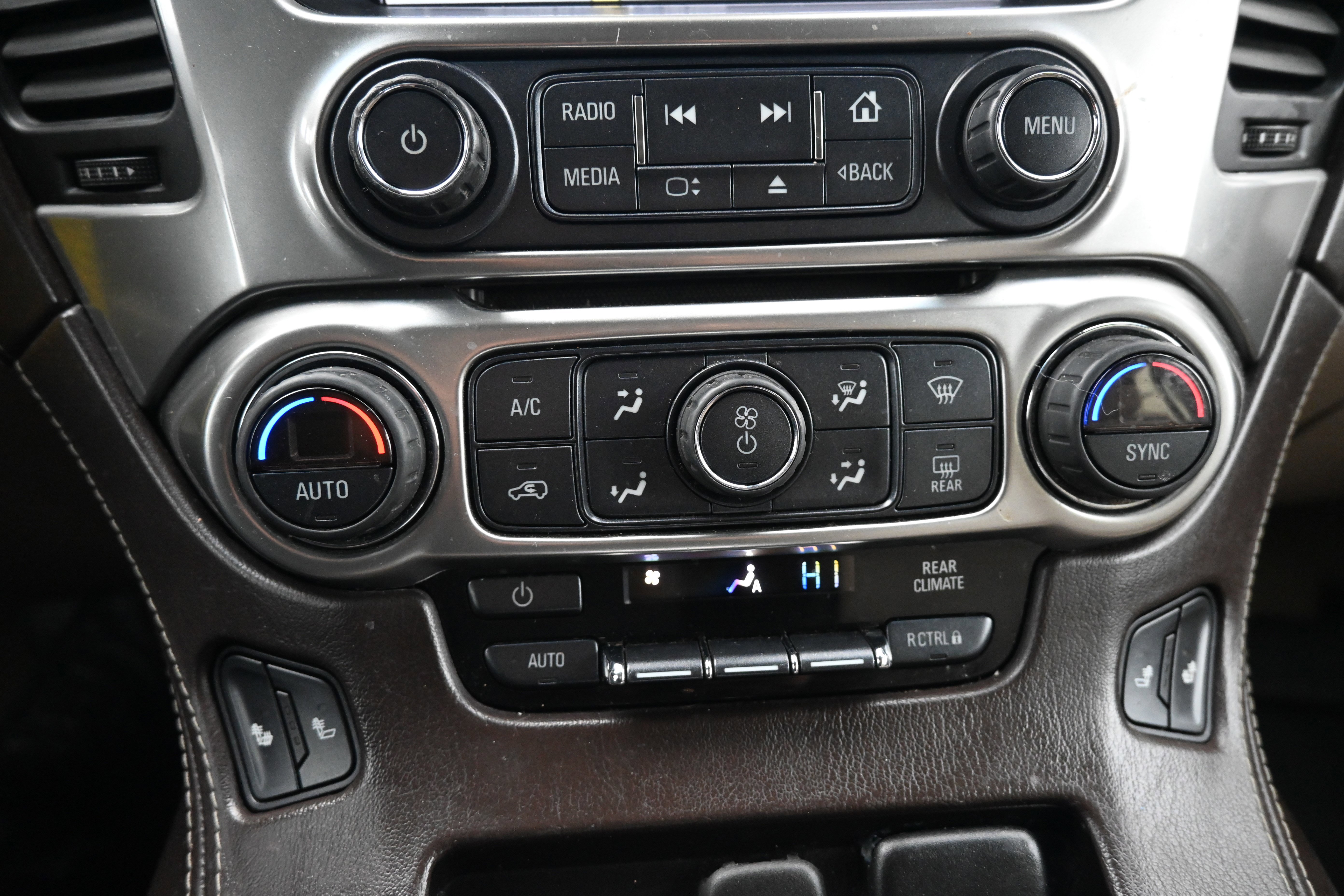 Used 2017 Chevrolet Tahoe LT image 29