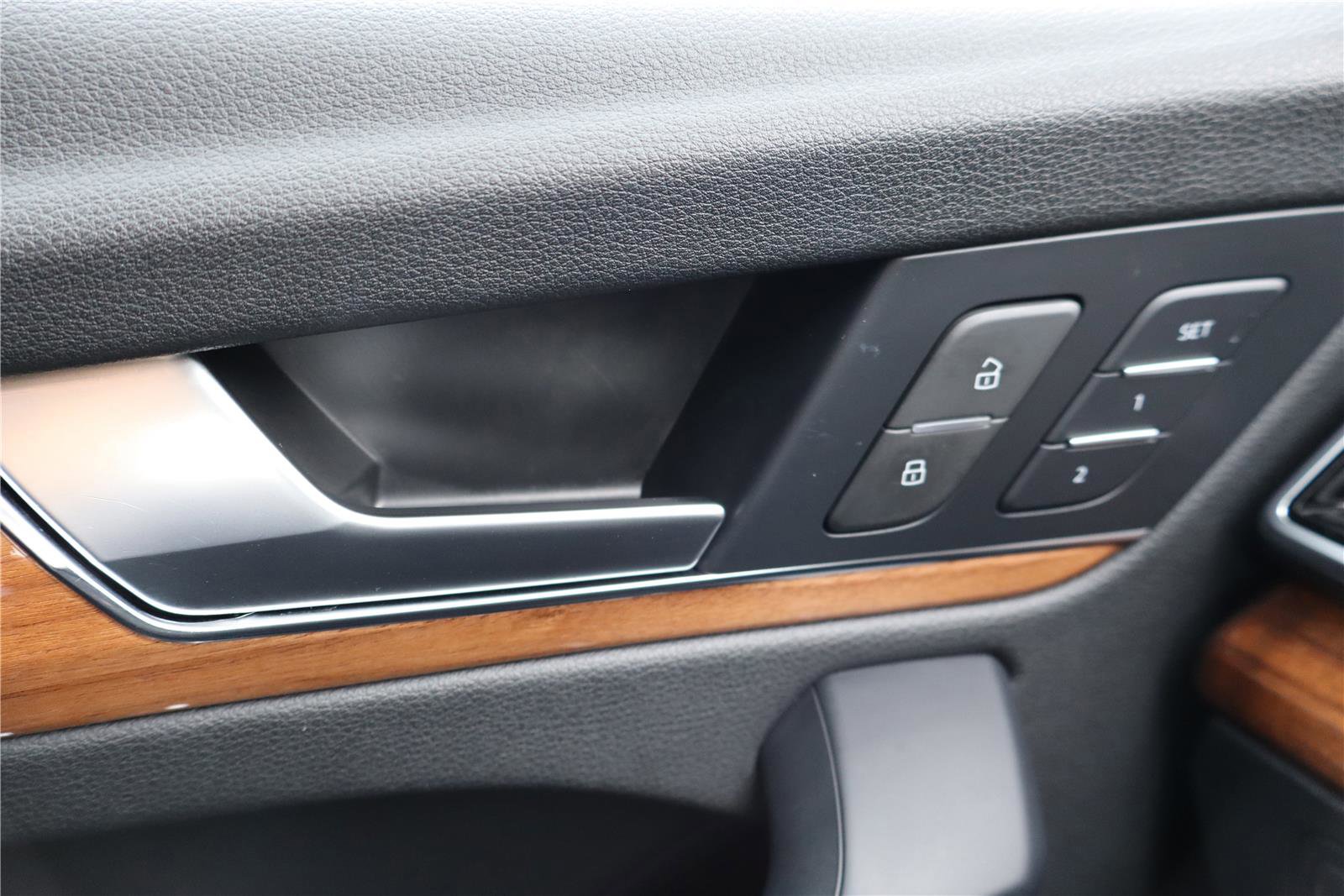 Used 2023 Audi Q5 2.0T Premium Plus w/ Premium Plus Package image 16