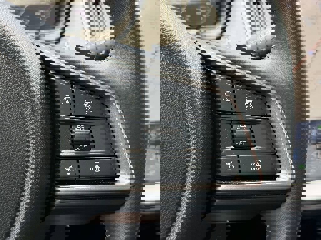 Used 2024 Subaru Outback Touring XT image 30