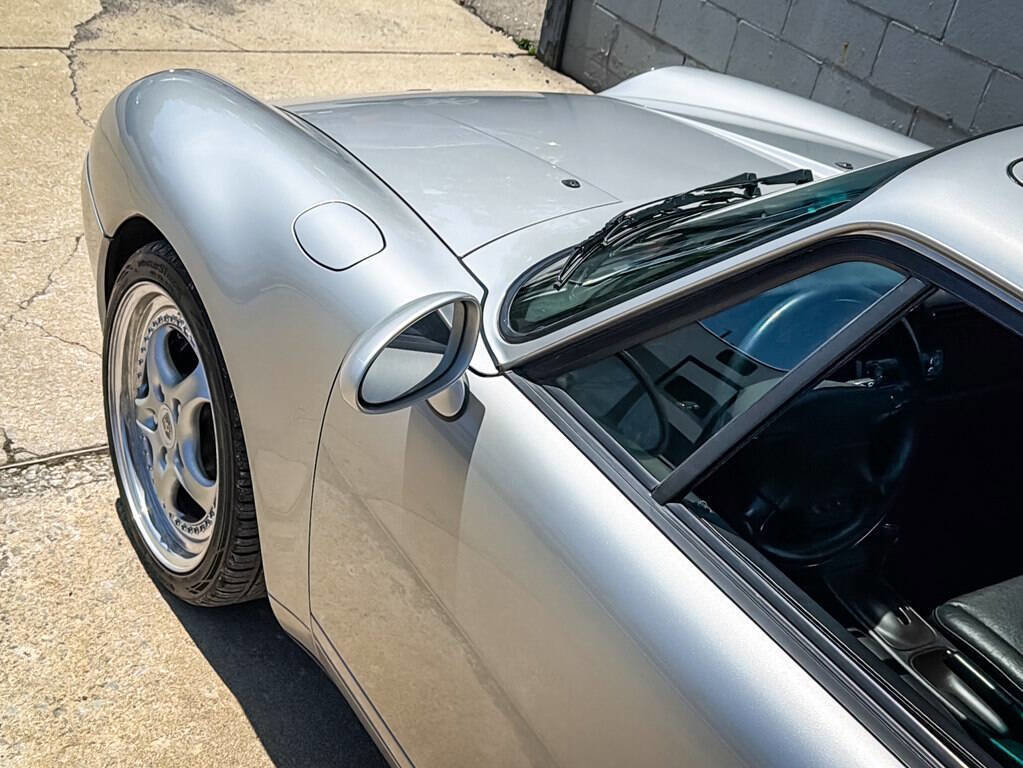 Used 1997 Porsche 911 Carrera RWD image 9