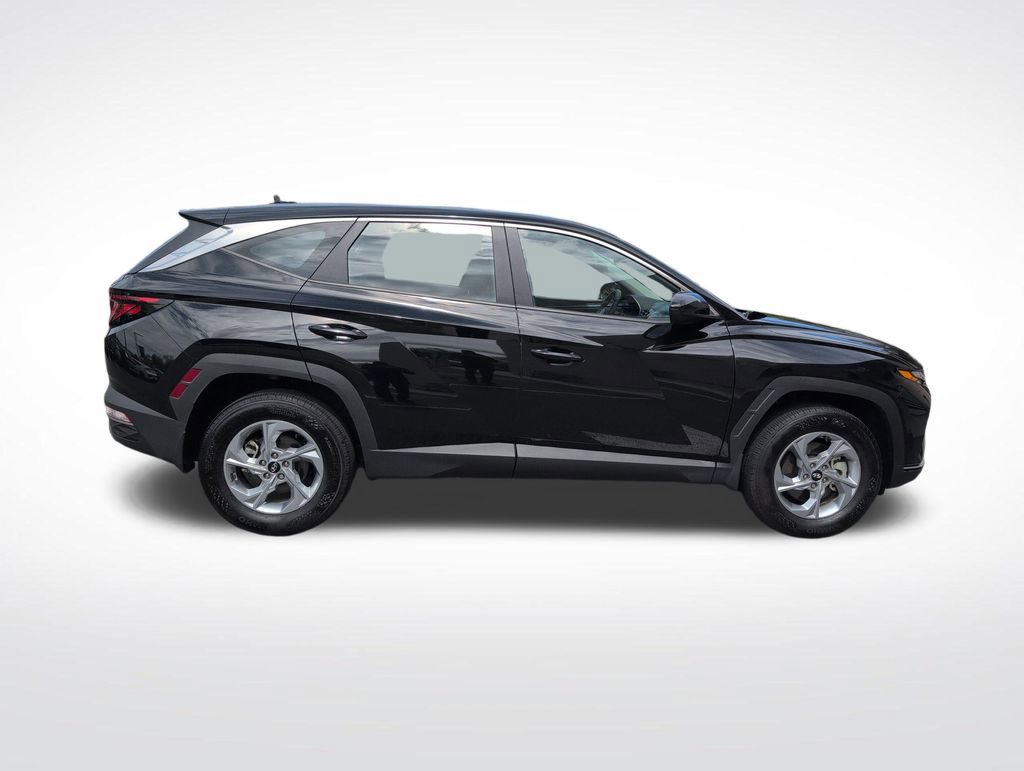 Used 2023 Hyundai Tucson SE AWD/4WD image 8