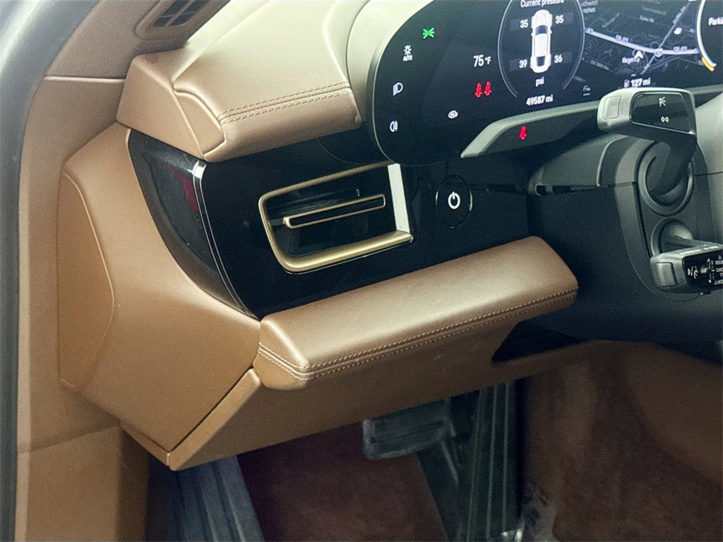 Used 2020 Porsche Taycan 4S image 9