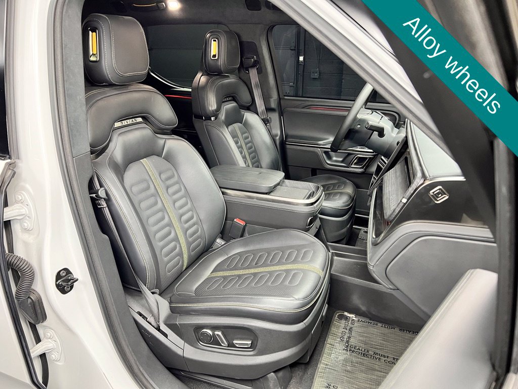Used 2024 Rivian R1T Adventure Dual AWD/4WD image 18